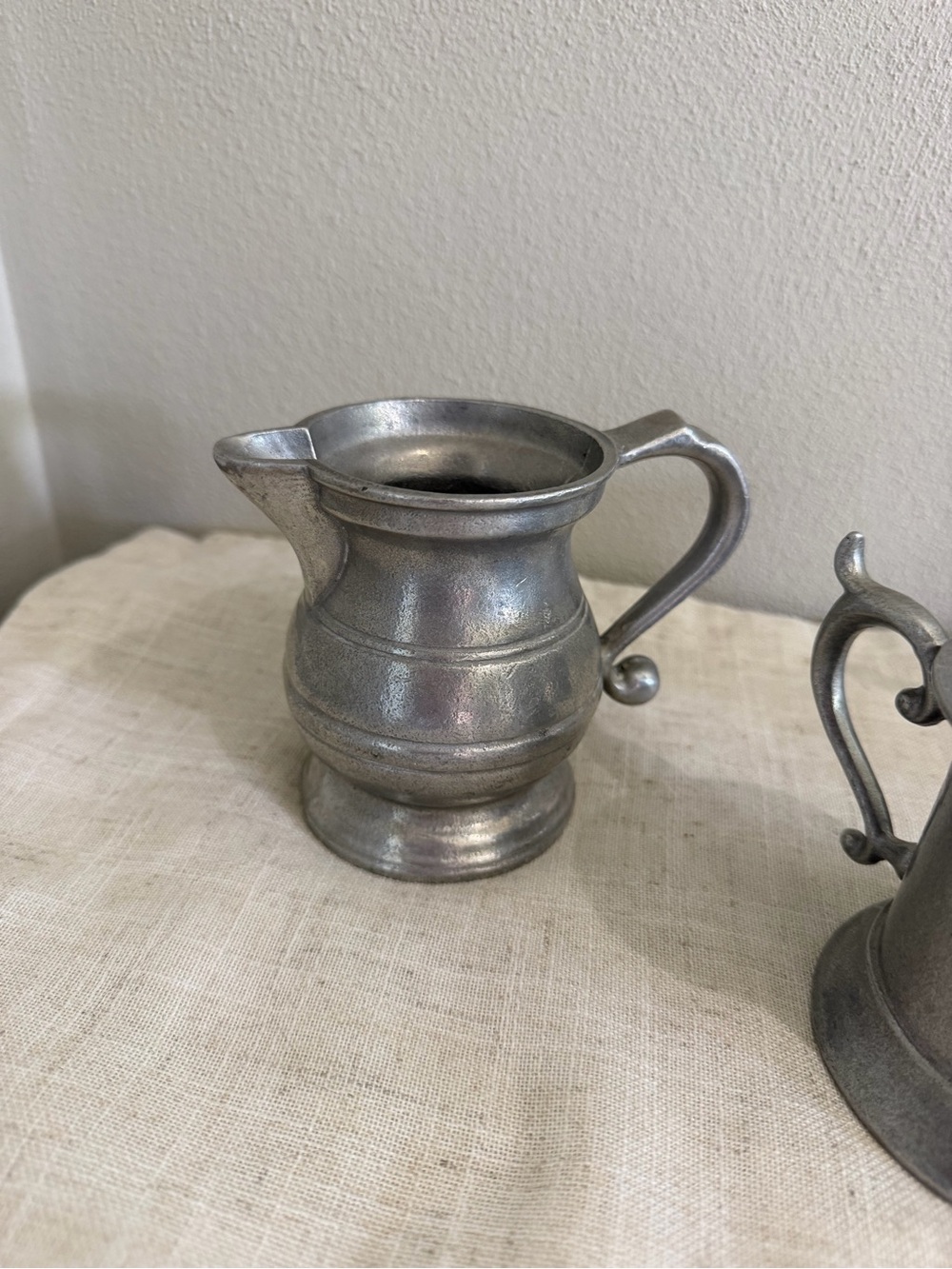 RWP Vintage Pewter Creamer and Sugar Set - Gray - Picture 2 of 6